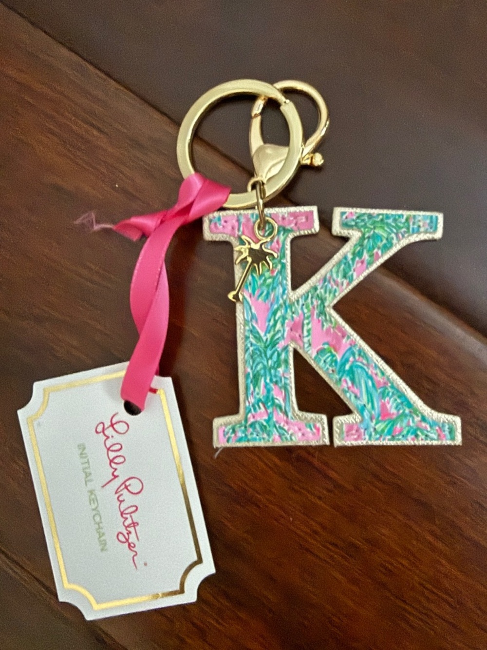 NWT Lilly Pulitzer K keychain in Suite Views